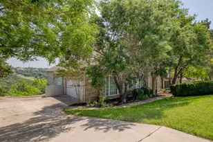 9215 Spicebrush Dr, Austin, TX 78759 - Photo 3