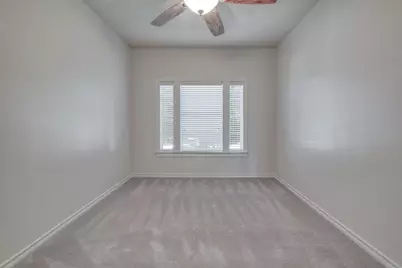 9215 Spicebrush Drive, Austin, TX 78759 - Photo 33