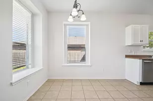 217 Killian Loop, Hutto, TX 78634 - Photo 11