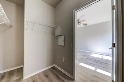 10913 Long Summer Drive, Austin, TX 78754 - Photo 13