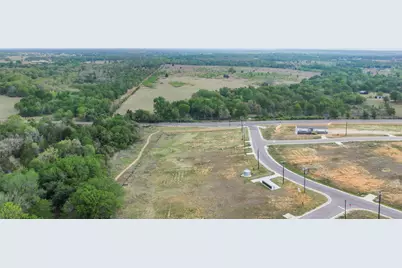 579 Lower Elgin Road, Elgin, TX 78621 - Photo 13