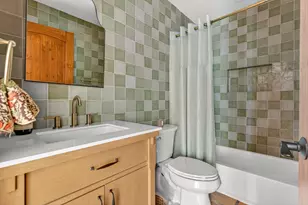 2519 E 4th St, Austin, TX 78702 - Photo 27