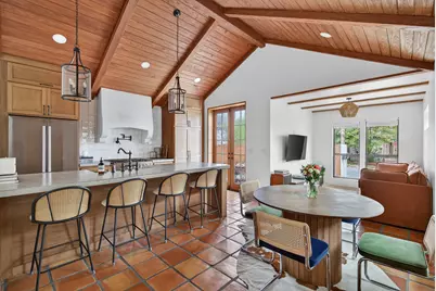 2519 E 4th Street #1, Austin, TX 78702 - Photo 11