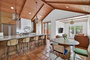 2519 E 4th St, Austin, TX 78702 - Photo 11