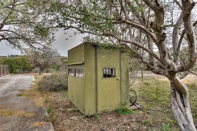 000 Leona Ranch Road, Brackettville, TX 78832 - Photo 25