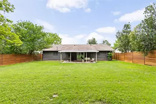 8704 Clarewood Dr, Austin, TX 78758 - Photo 11