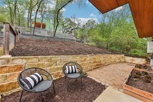 3607 Grant St, Austin, TX 78721 - Photo 29