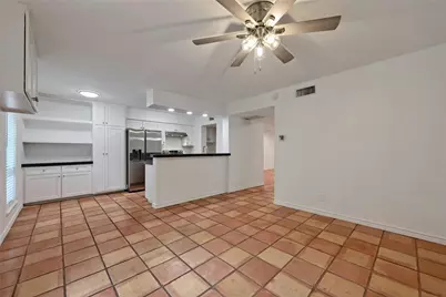6637 Valleyside Road, Austin, TX 78731 - Photo 9