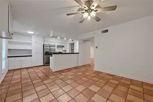 6637 Valleyside Rd, Austin, TX 78731 - Photo 9