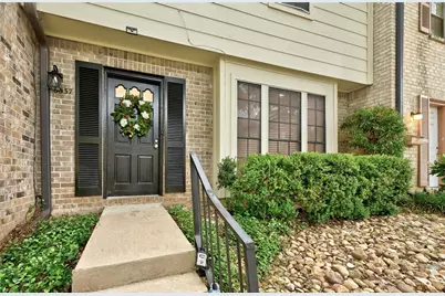 6637 Valleyside Road, Austin, TX 78731 - Photo 1