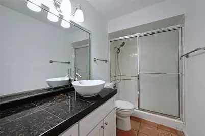6637 Valleyside Road, Austin, TX 78731 - Photo 21