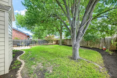 7809 Elkhorn Mountain Trail, Austin, TX 78729 - Photo 27