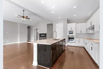 20701 Deep Creek, Lago Vista, TX 78645 - Photo 9