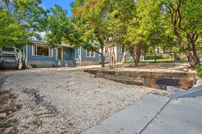 2102 E Martin Luther King Jr Boulevard, Austin, TX 78702 - Photo 7