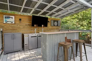 2102 E Martin Luther King Jr Blvd, Austin, TX 78702 - Photo 15