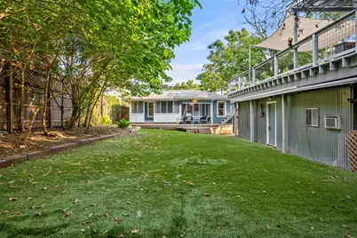 2102 E Martin Luther King Jr Boulevard, Austin, TX 78702 - Photo 17