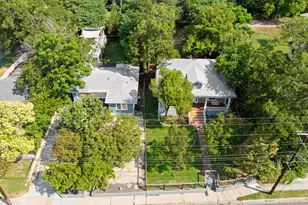 2102 E Martin Luther King Jr Blvd, Austin, TX 78702 - Photo 1