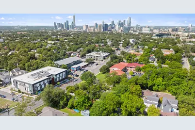 2102 E Martin Luther King Jr Boulevard, Austin, TX 78702 - Photo 5
