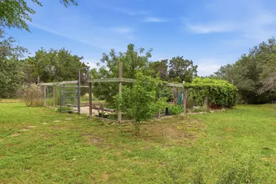 7020 Cr 211, Florence, TX 76527 - Photo 23