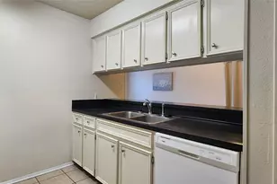 404 Creek Cove, Round Rock, TX 78664 - Photo 7