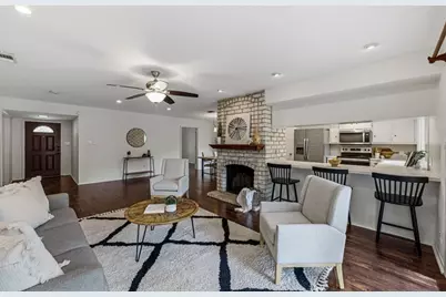 11819 Highland Oaks Trail, Austin, TX 78759 - Photo 7