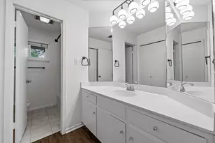 11819 Highland Oaks Trail, Austin, TX 78759 - Photo 23