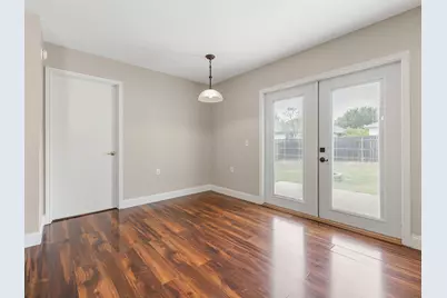 5220 Hutchinson Drive, Austin, TX 78723 - Photo 13