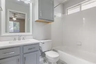5220 Hutchinson Dr, Austin, TX 78723 - Photo 9