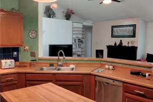6413 Jennings Dr, Austin, TX 78727 - Photo 7