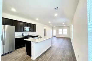 264 Texas Palmetto Cir, Kyle, TX 78640 - Photo 5