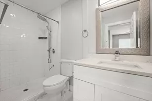 6410 Chimney Creek Cir, Austin, TX 78723 - Photo 21
