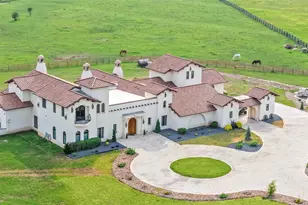 108 Country Vista Ln, Georgetown, TX 78626 - Photo 3