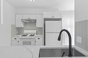 7200 Creekside Dr, Austin, TX 78752 - Photo 5