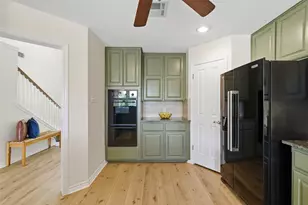 71 Wrangler Dr, Morgans Point, TX 76513 - Photo 9