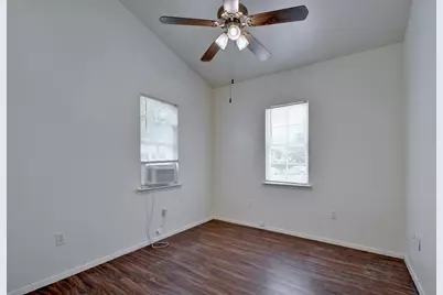 129 Coleman Street, Austin, TX 78704 - Photo 15