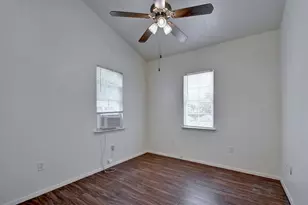 129 Coleman St, Austin, TX 78704 - Photo 15