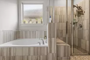 2852 Coral Valley Dr, Leander, TX 78641 - Photo 21