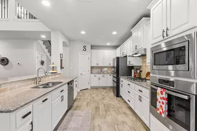 2852 Coral Valley Drive, Leander, TX 78641 - Photo 13