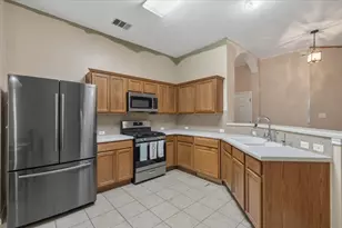1553 Amberwood Loop, Kyle, TX 78640 - Photo 11