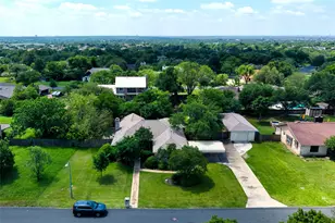3805 Carmel Dr, Round Rock, TX 78681 - Photo 3