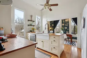 109 Taylor Rd, Elgin, TX 78621 - Photo 15