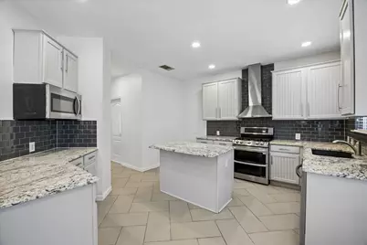 6025 Ronchamps Drive, Round Rock, TX 78681 - Photo 13