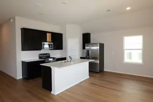 11905 Dillon Fls Dr, Austin, TX 78747 - Photo 3