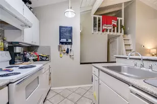 207 Hi Cir N, Horseshoe Bay, TX 78657 - Photo 7