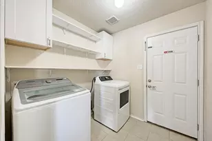 1312 Knippa Cove, Hutto, TX 78634 - Photo 29