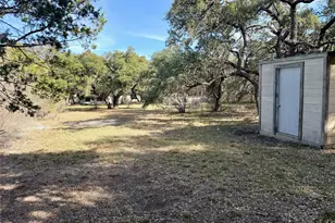 17501 Fm 150, Driftwood, TX 78619 - Photo 23