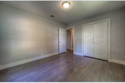 2011 Fortview Road, Austin, TX 78704 - Photo 19