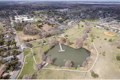 1309 Mallard Lane, Taylor, TX 76574 - Photo 27