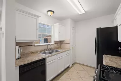 1309 Mallard Lane, Taylor, TX 76574 - Photo 9