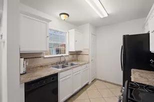 1309 Mallard Ln, Taylor, TX 76574 - Photo 9